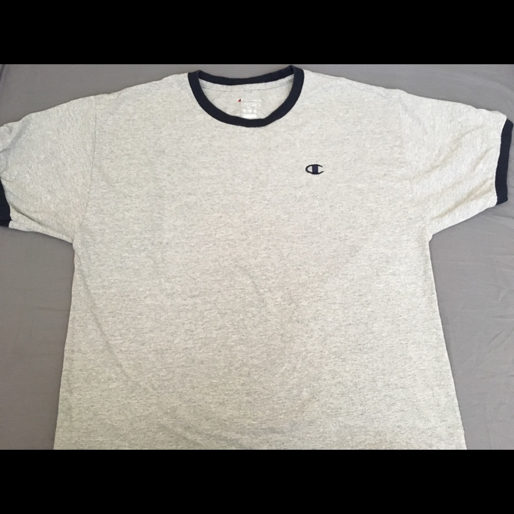 Champion authentic Tee 👚